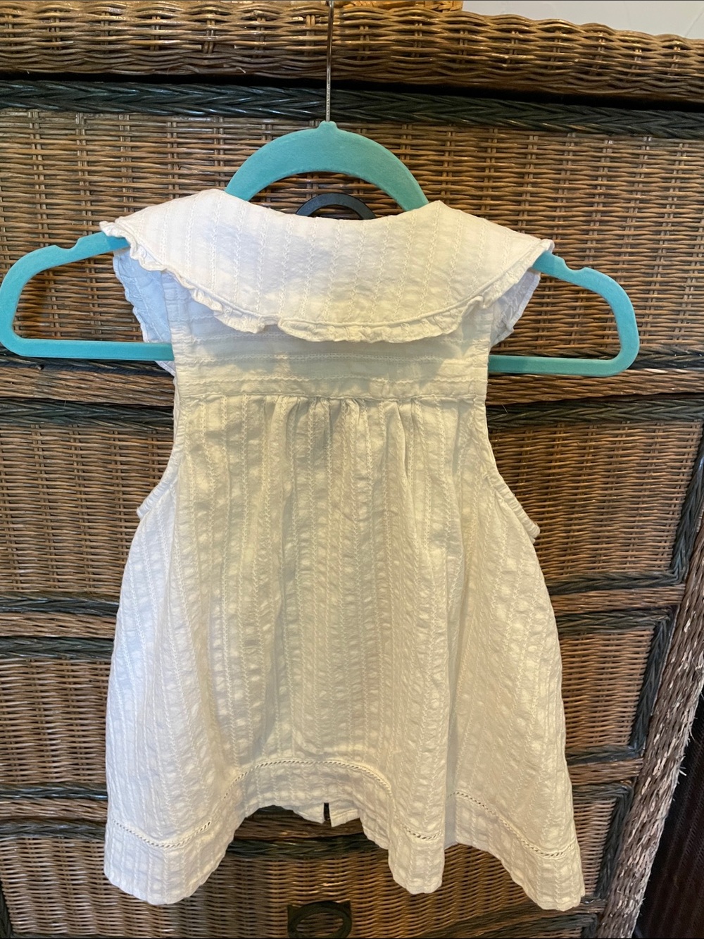 Pilcro Cream Sleeveless Button-Front Cotton Blouse with Peter Pan Collar - Picture 3 of 3